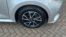 Toyota Yaris 1.5 Hybrid Design 5dr CVT Hybrid Hatchback